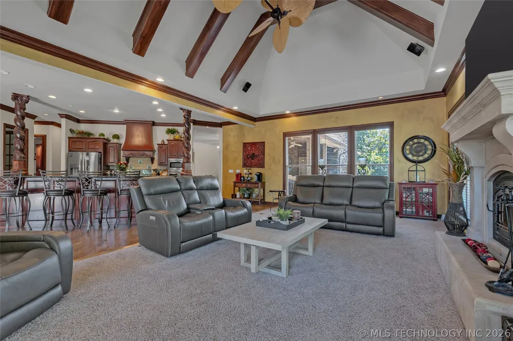 412 W Sunset Court Catoosa, OK 74015