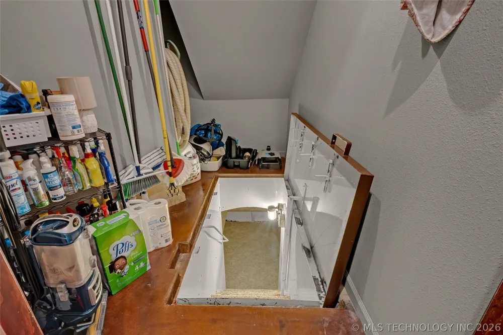 412 W Sunset Court Catoosa, OK 74015