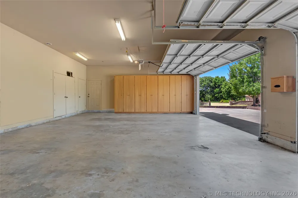 412 W Sunset Court Catoosa, OK 74015