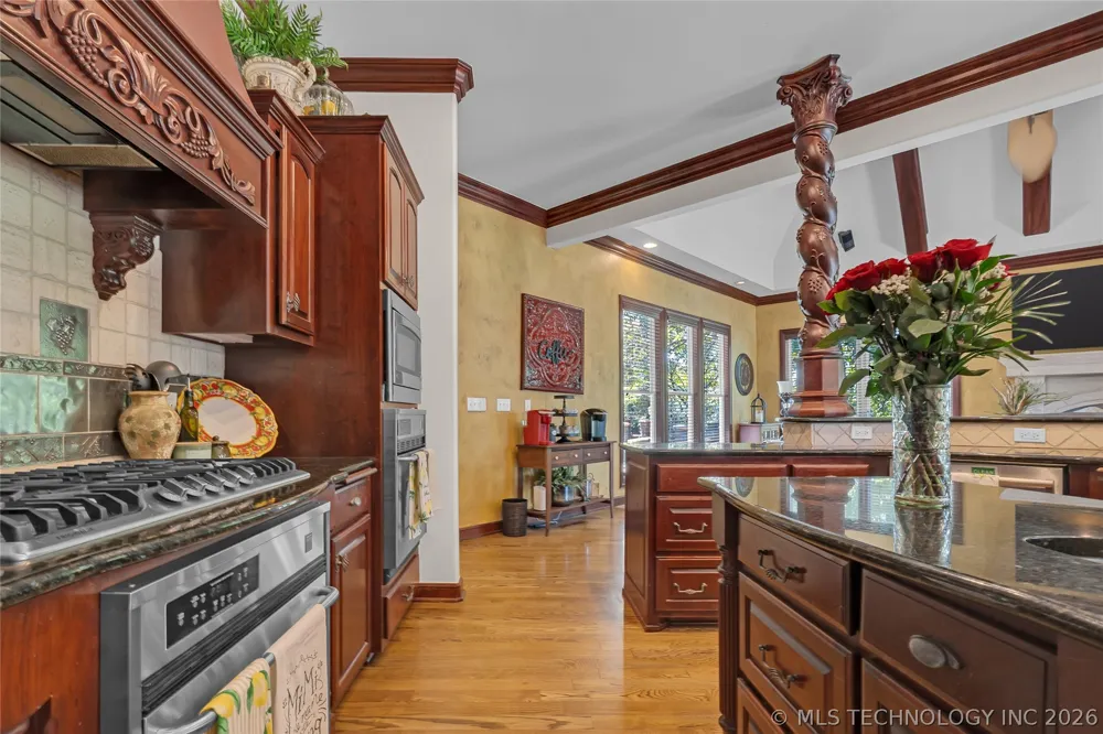 412 W Sunset Court Catoosa, OK 74015
