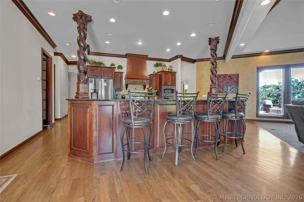 412 W Sunset Court Catoosa, OK 74015
