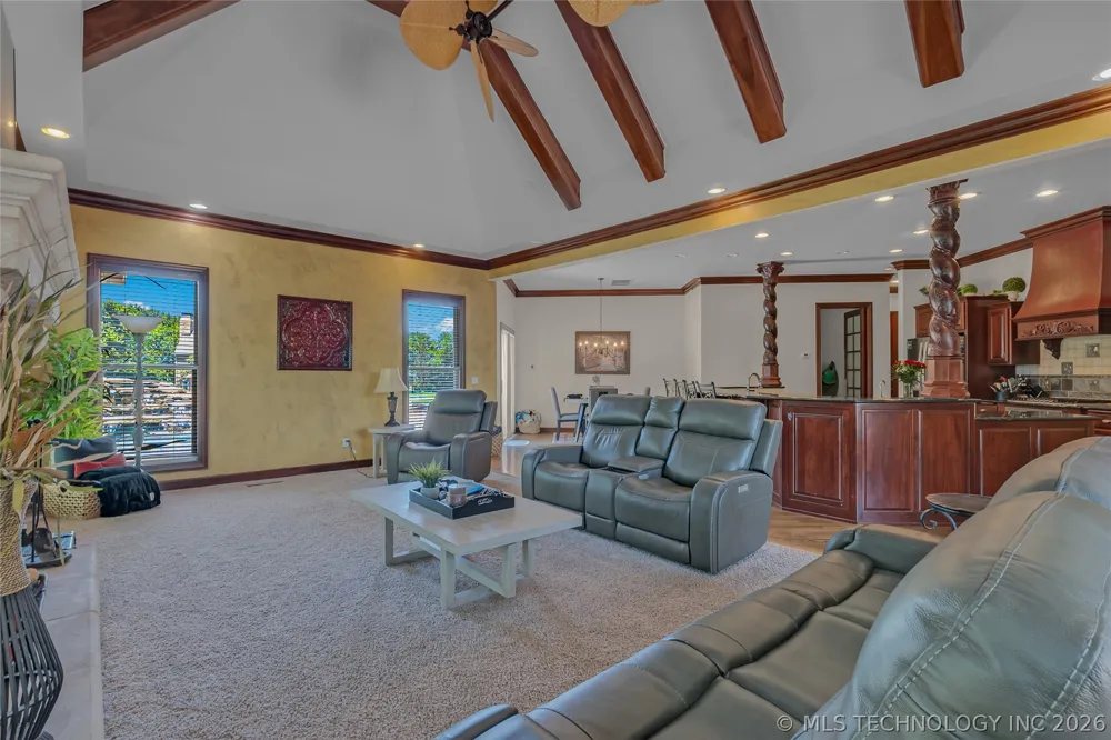 412 W Sunset Court Catoosa, OK 74015