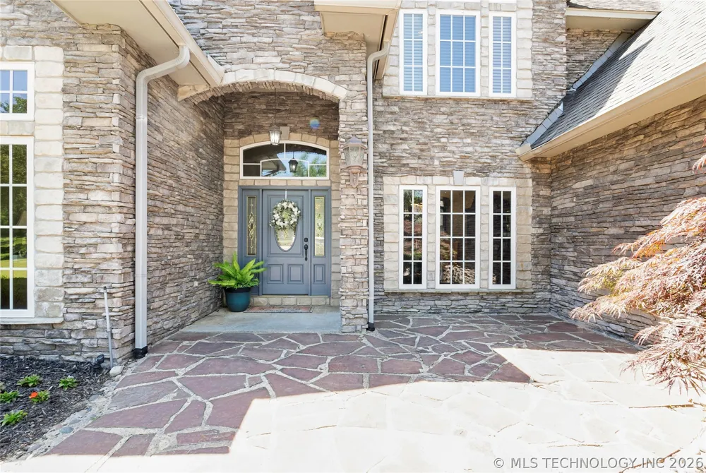 412 W Sunset Court Catoosa, OK 74015