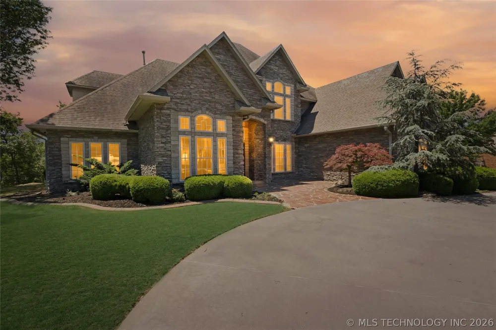 412 W Sunset Court Catoosa, OK 74015