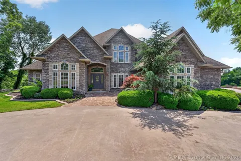 412 W Sunset Court
