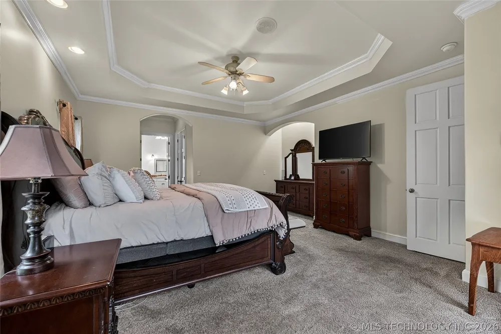 412 W Sunset Court Catoosa, OK 74015