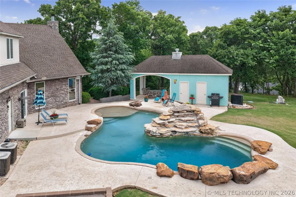 412 W Sunset Court Catoosa, OK 74015