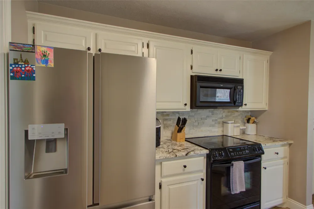 122 Corley Circle Wake Village, TX 75501