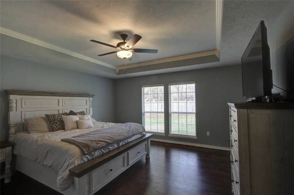122 Corley Circle Wake Village, TX 75501