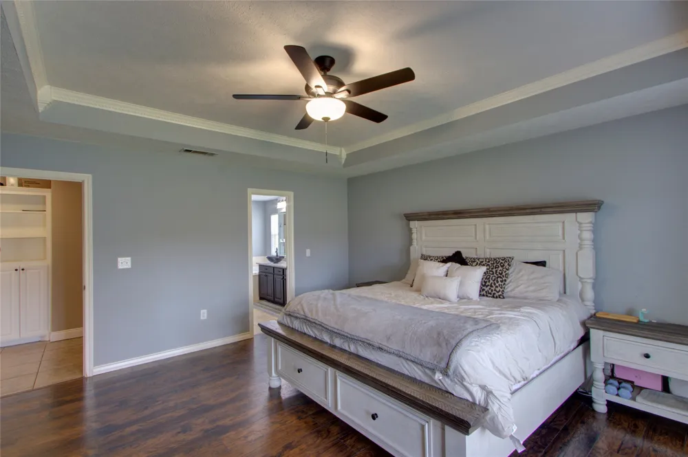 122 Corley Circle Wake Village, TX 75501