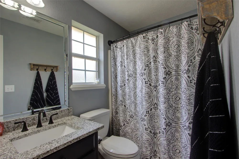 122 Corley Circle Wake Village, TX 75501