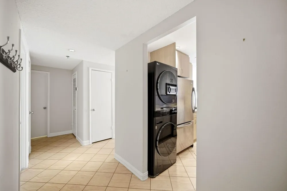 7700 Seawall Boulevard #501 Galveston, TX 77551