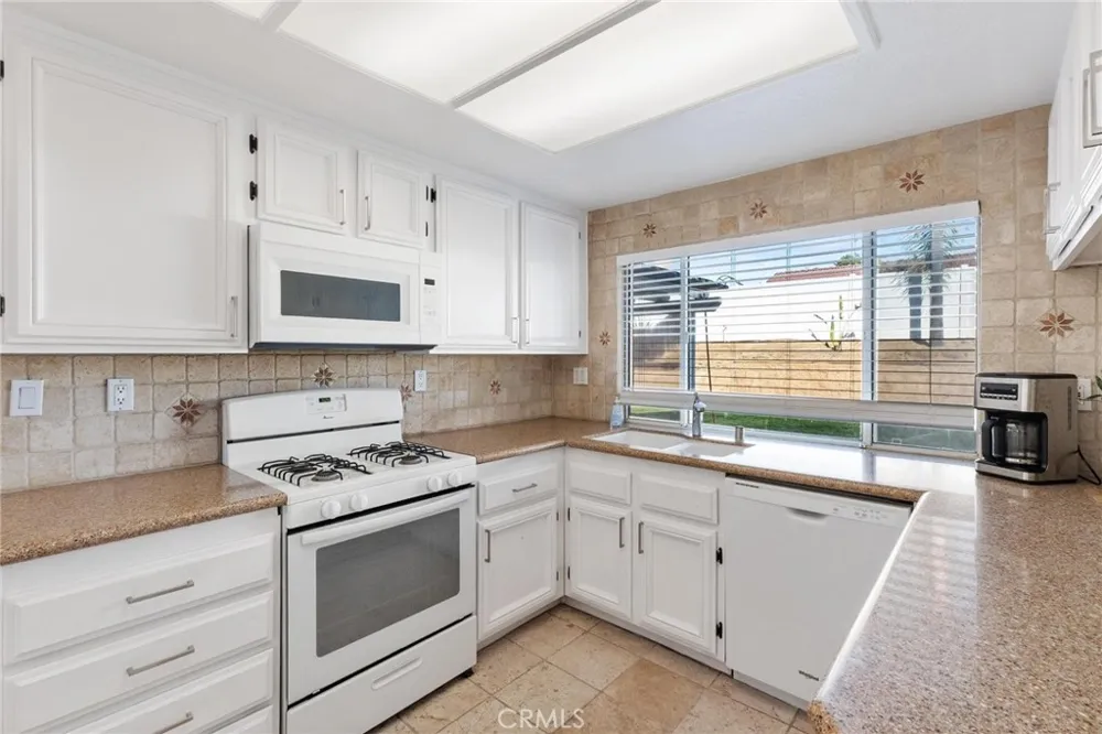 34074 Autumn Sage Court Wildomar, CA 92595