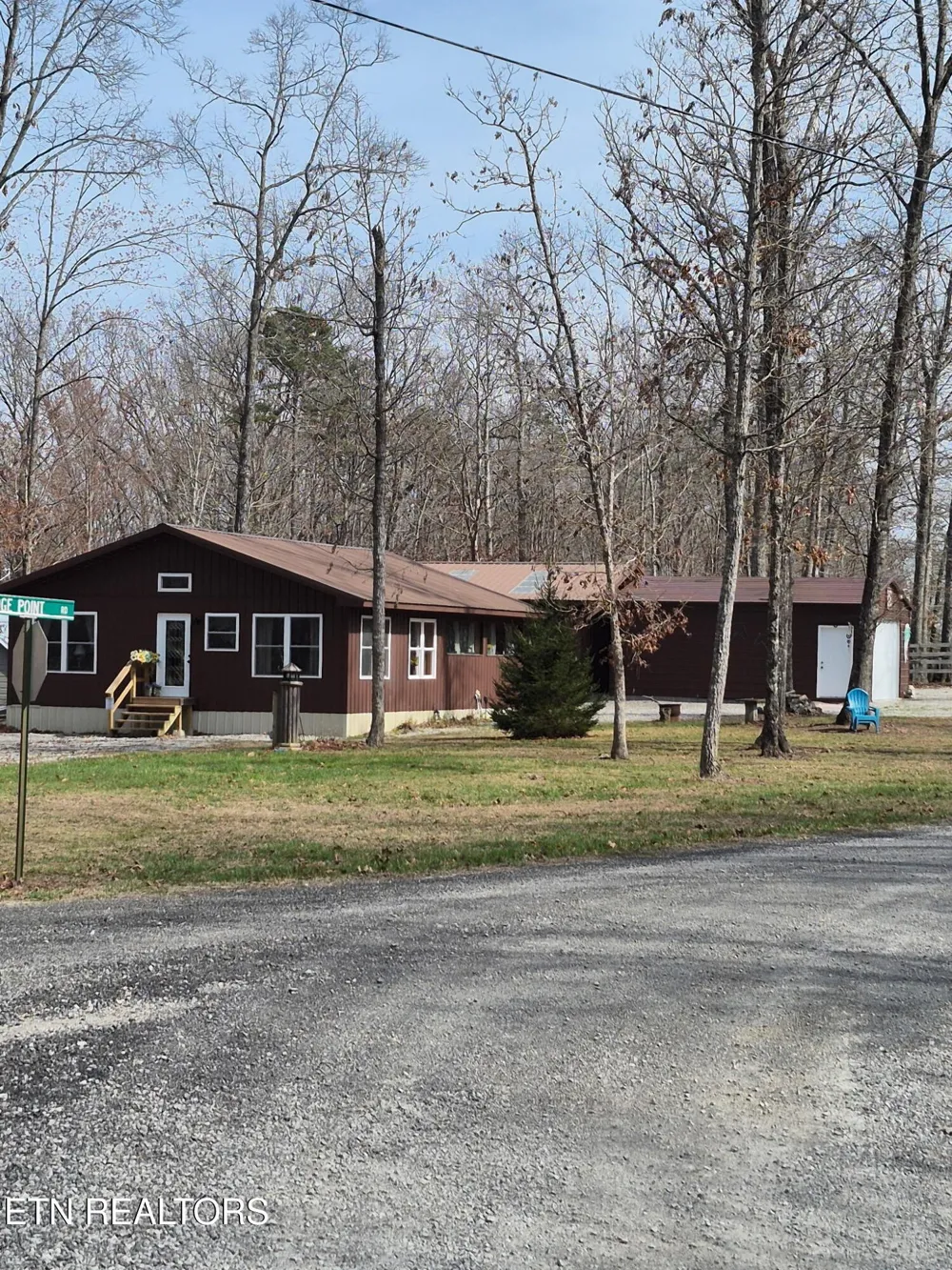 101 Ridgepoint Rd Jamestown, TN 38556