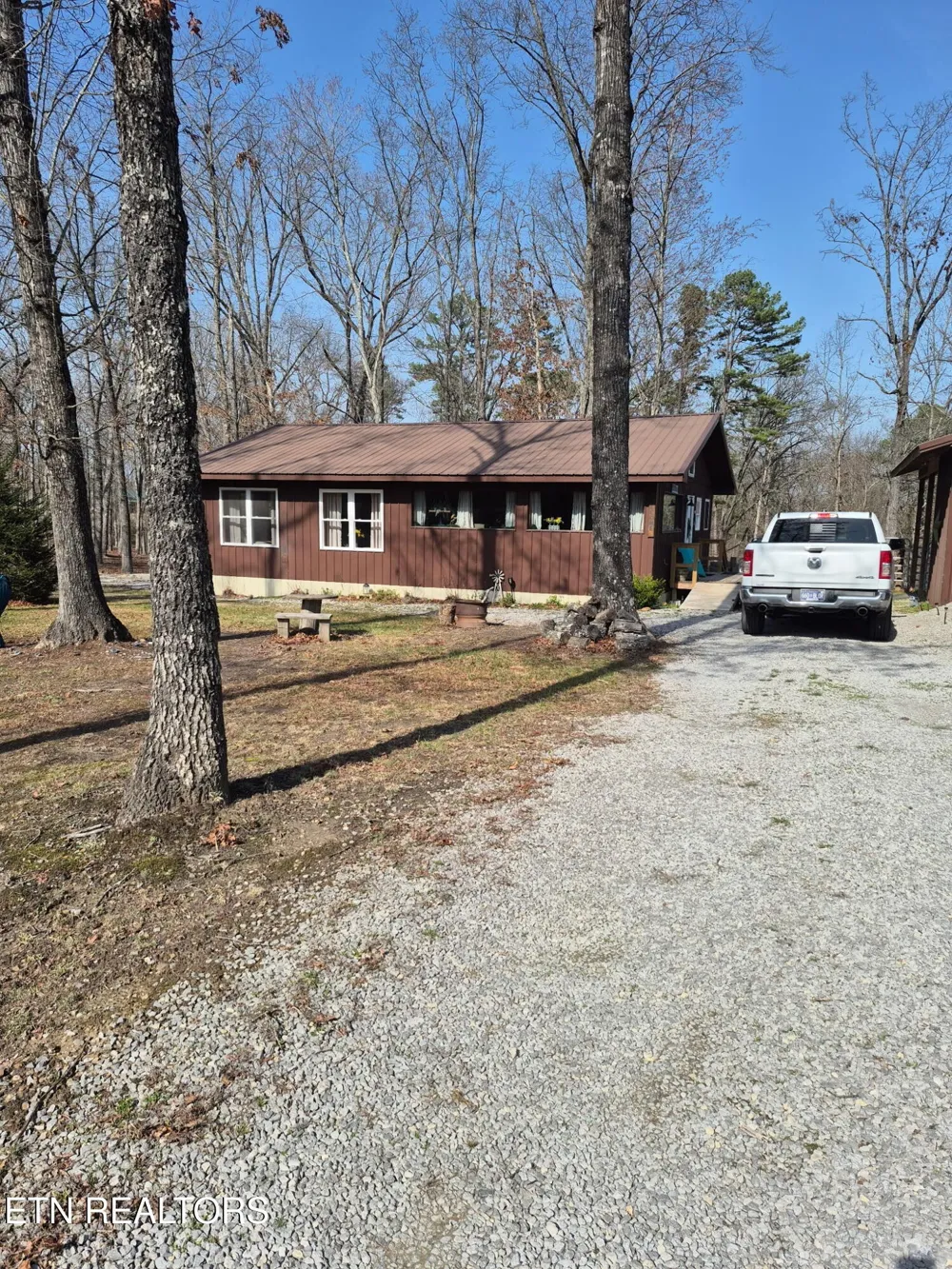 101 Ridgepoint Rd Jamestown, TN 38556