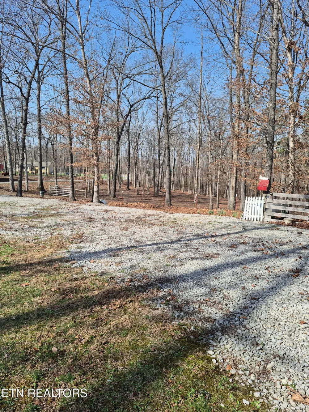 101 Ridgepoint Rd Jamestown, TN 38556