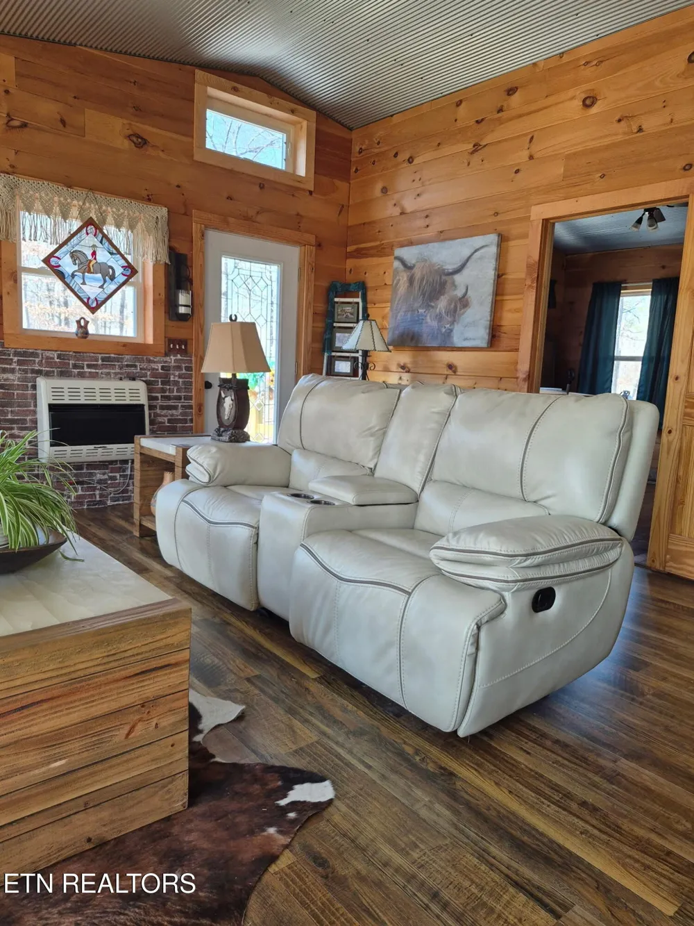 101 Ridgepoint Rd Jamestown, TN 38556