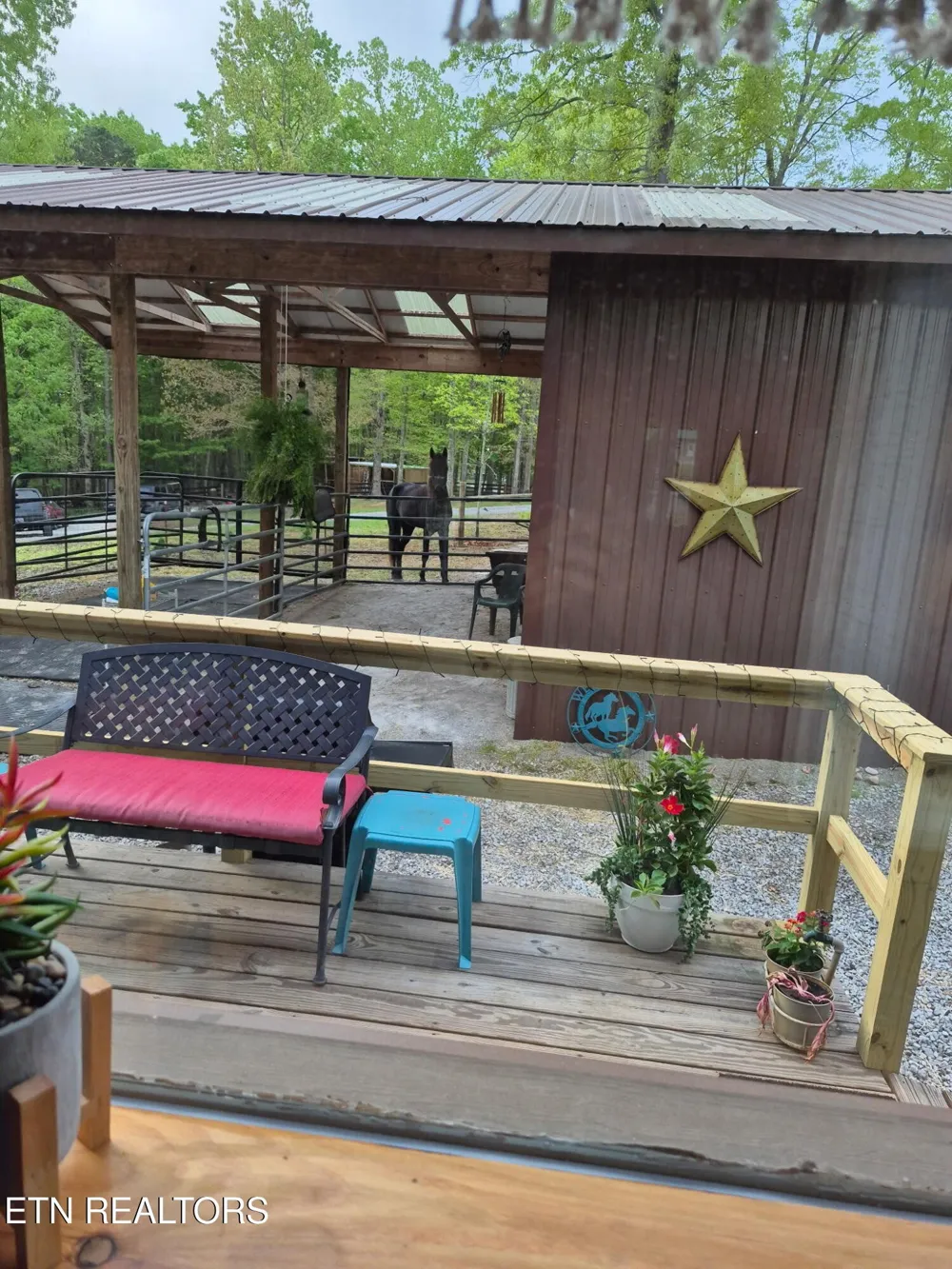 101 Ridgepoint Rd Jamestown, TN 38556