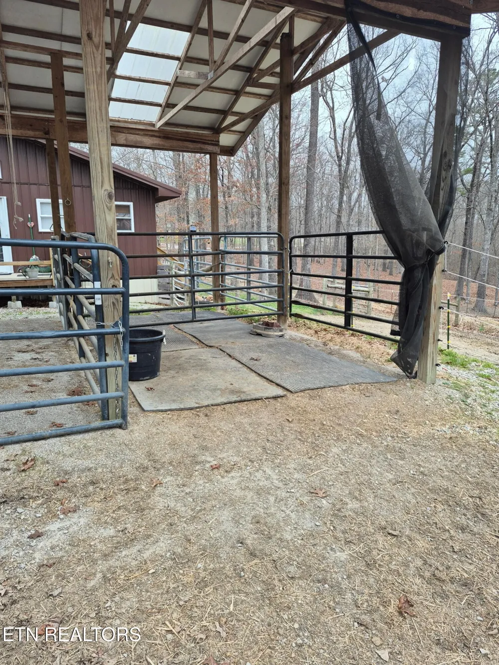 101 Ridgepoint Rd Jamestown, TN 38556