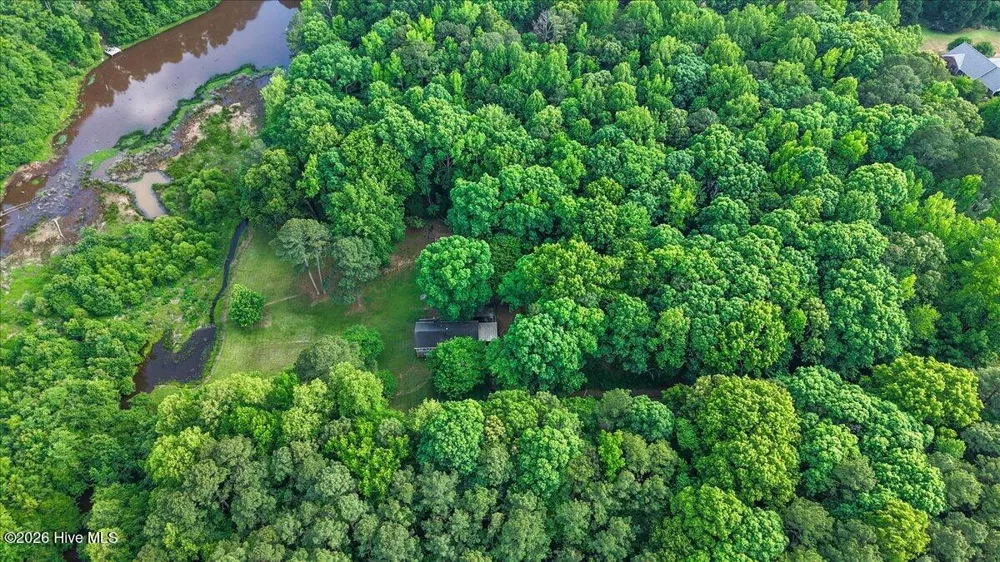 17 Colony Road Clayton, NC 27520