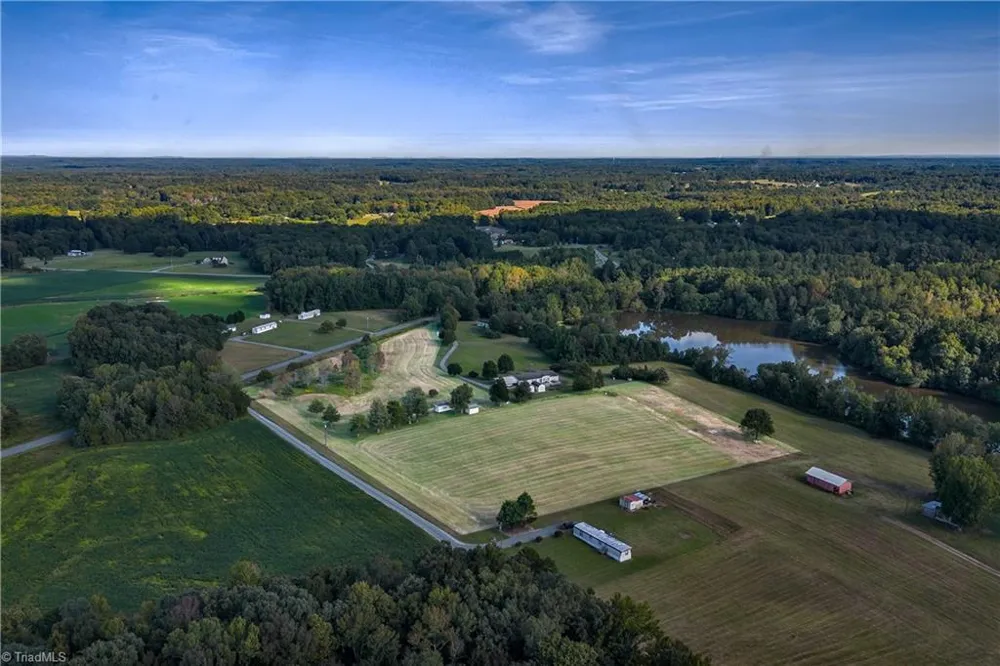 5848 Coble Church Road Liberty, NC 27298