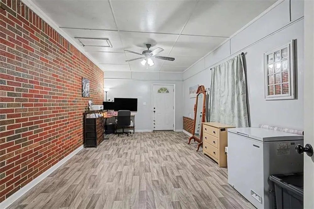 98 James Street Tallapoosa, GA 30176