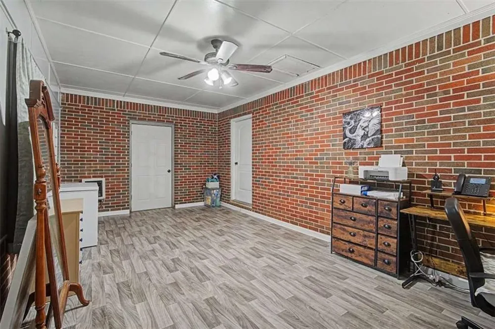98 James Street Tallapoosa, GA 30176