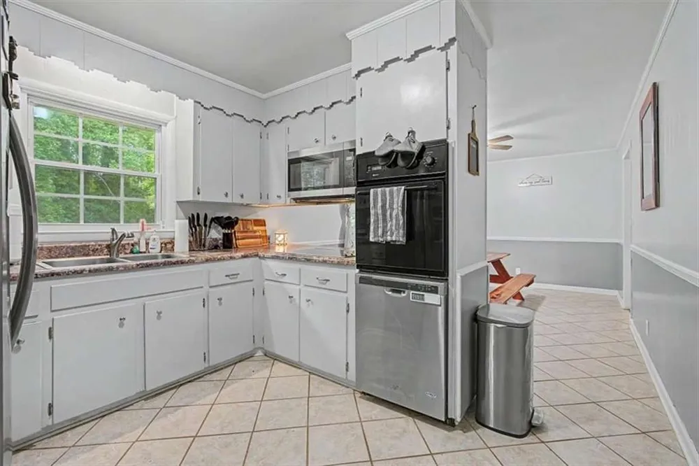98 James Street Tallapoosa, GA 30176