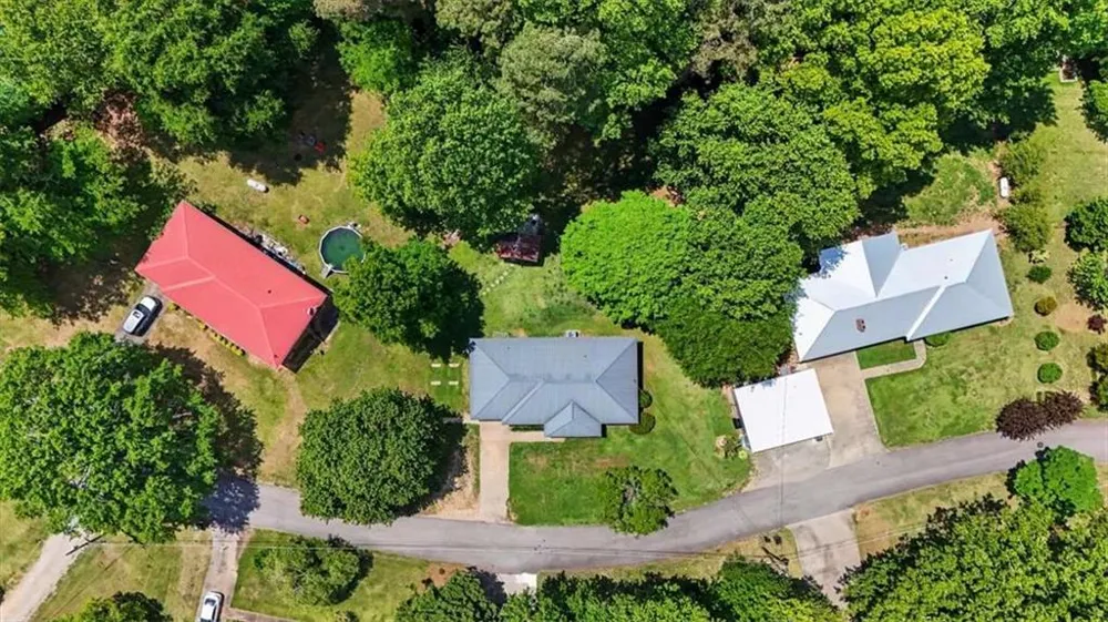 98 James Street Tallapoosa, GA 30176