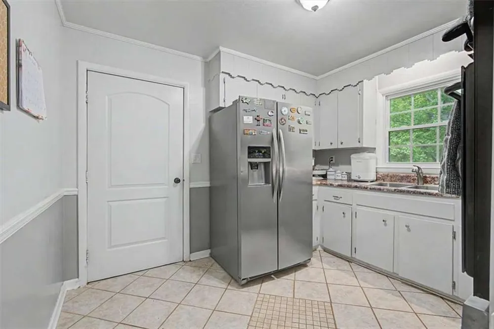 98 James Street Tallapoosa, GA 30176