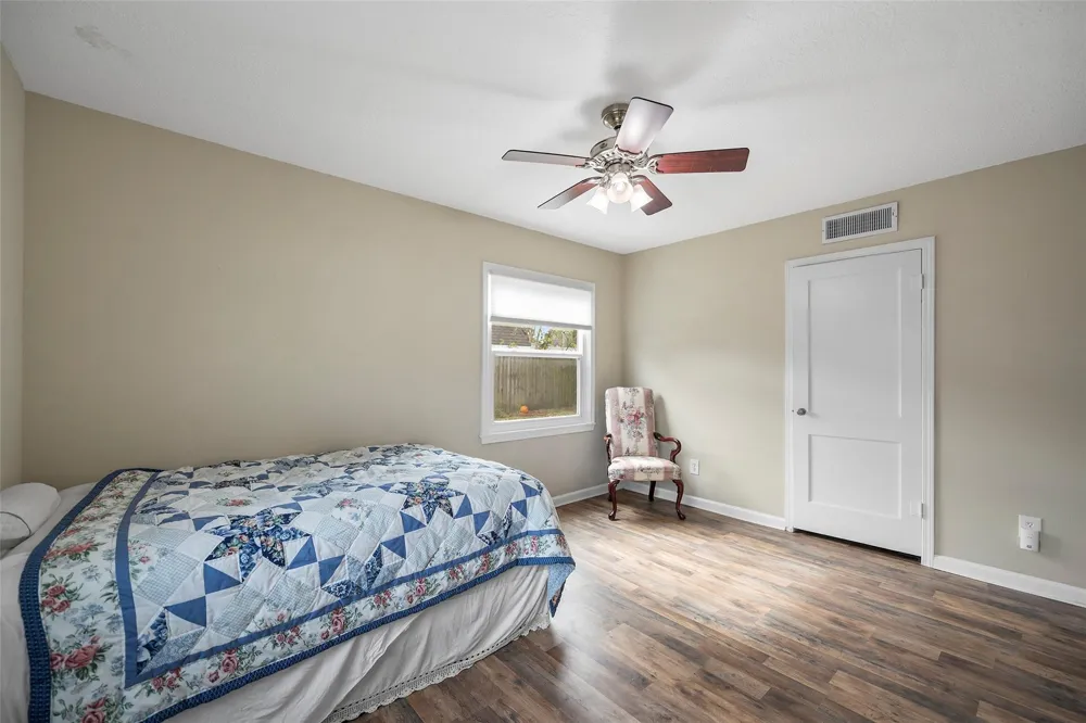 115 Marlin Avenue Galveston, TX 77550