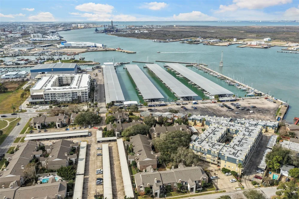 115 Marlin Avenue Galveston, TX 77550