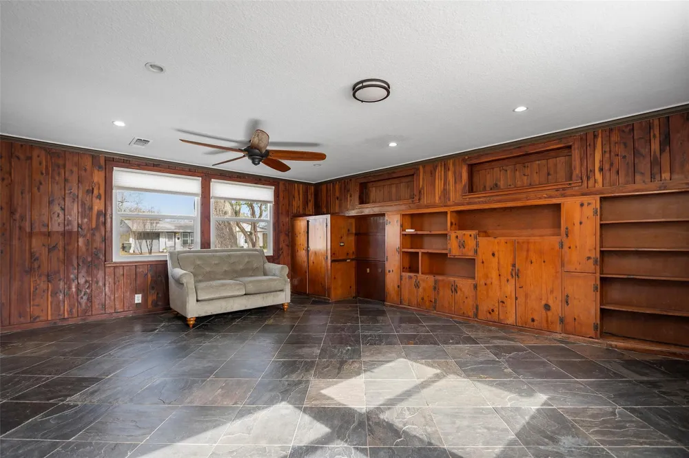 115 Marlin Avenue Galveston, TX 77550
