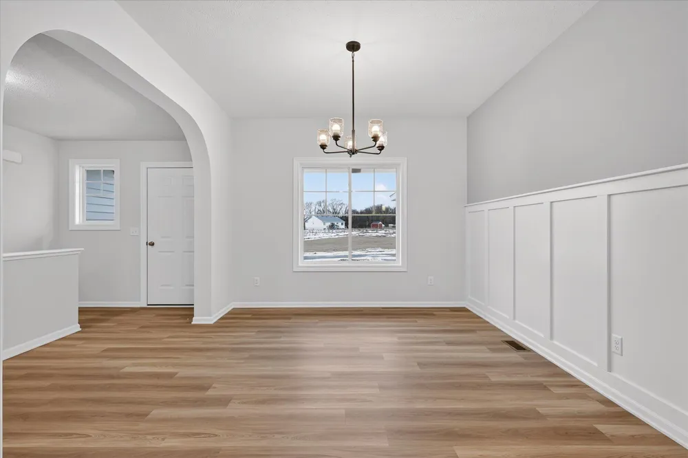 10555 68th Street SE Alto, MI 49302