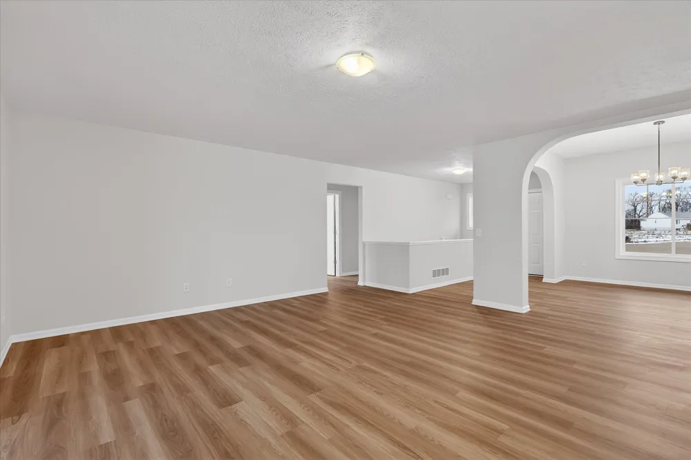 10555 68th Street SE Alto, MI 49302