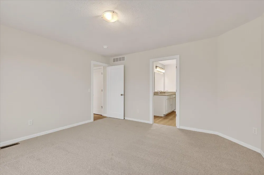 10555 68th Street SE Alto, MI 49302