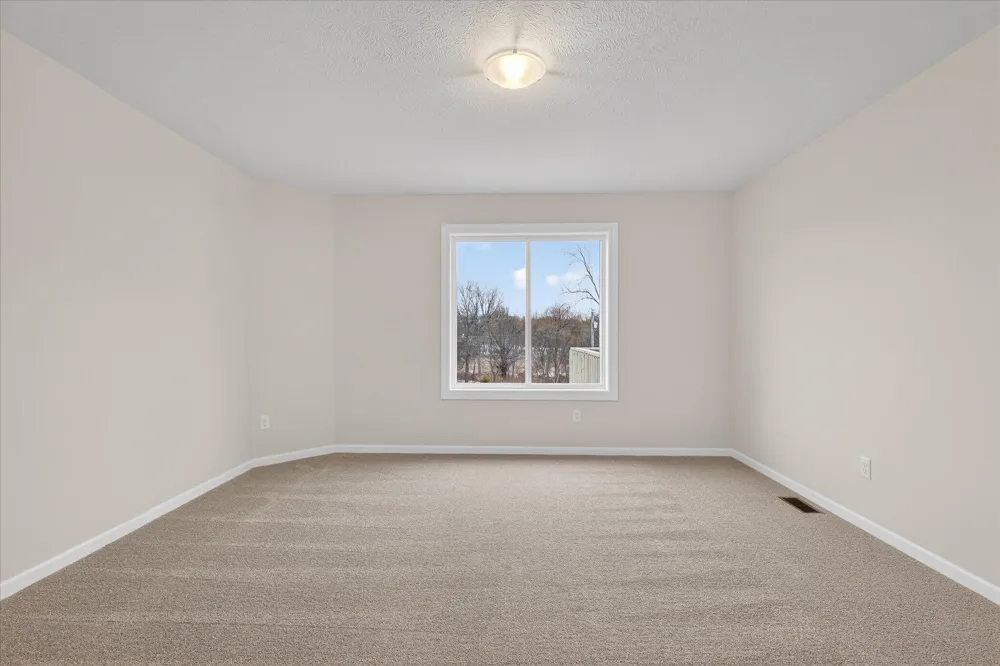 10555 68th Street SE Alto, MI 49302
