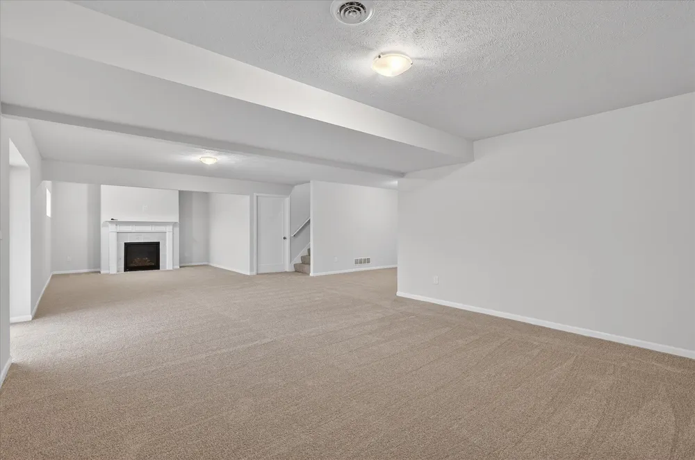 10555 68th Street SE Alto, MI 49302