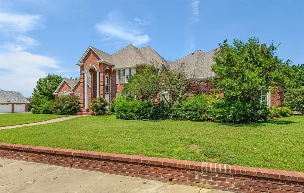 3107 Harris Street Gainesville, TX 76240