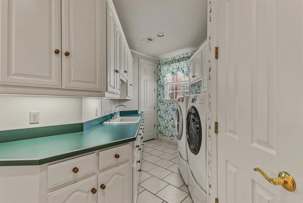 3107 Harris Street Gainesville, TX 76240