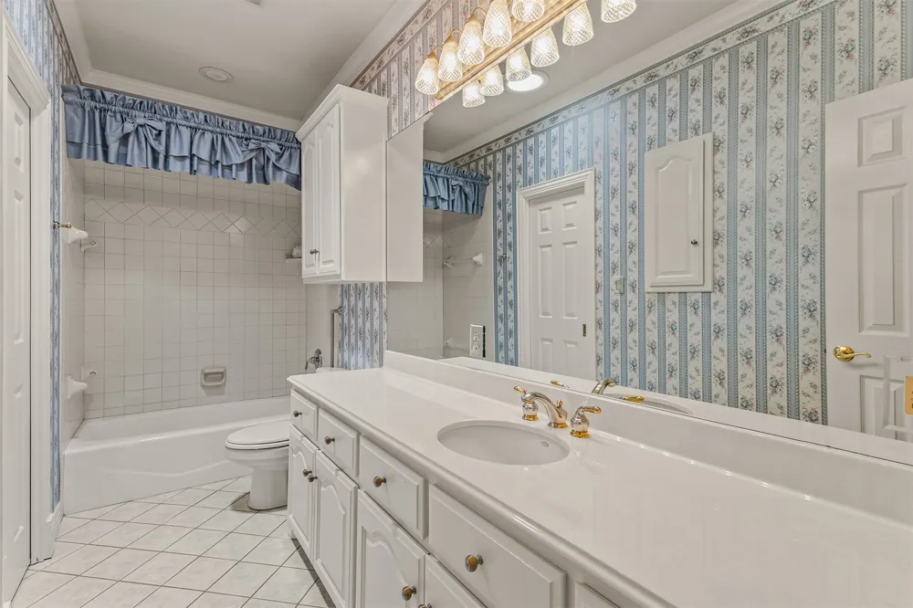 3107 Harris Street Gainesville, TX 76240