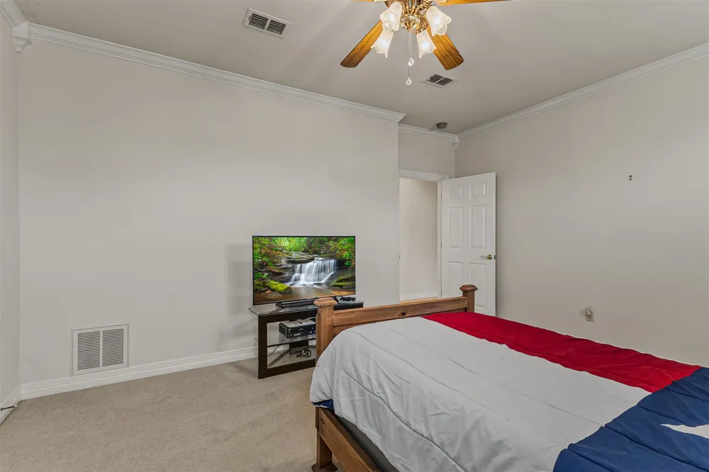 3107 Harris Street Gainesville, TX 76240
