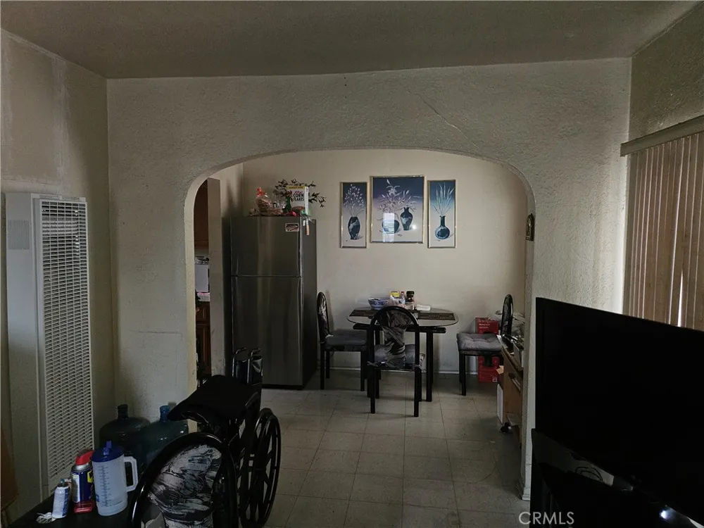 2815 Orchard Place South Gate, CA 90280