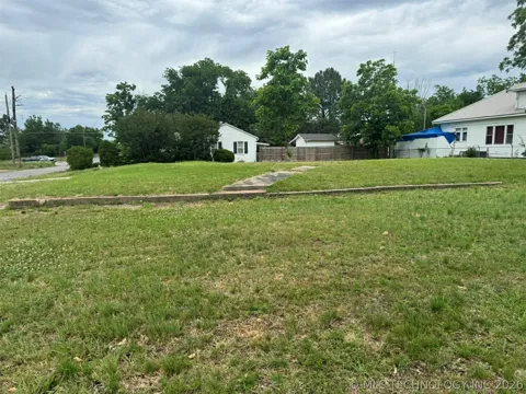 301 E Jackson Avenue