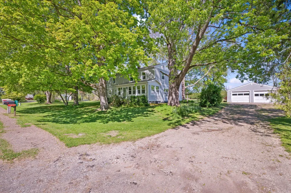 8498 Lake Road Berrien Center, MI 49102