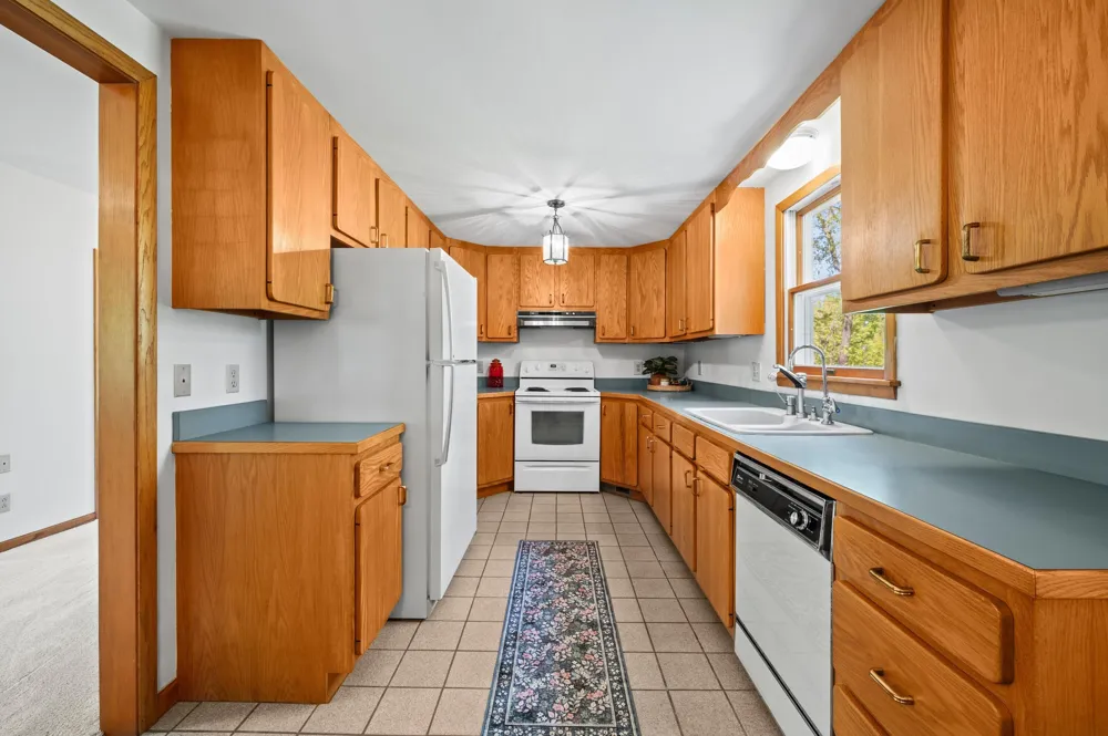 8498 Lake Road Berrien Center, MI 49102