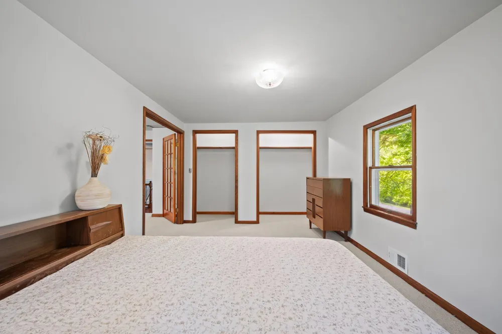 8498 Lake Road Berrien Center, MI 49102