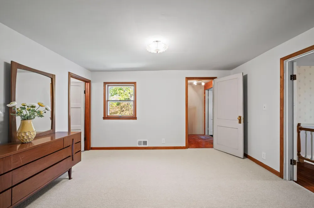 8498 Lake Road Berrien Center, MI 49102