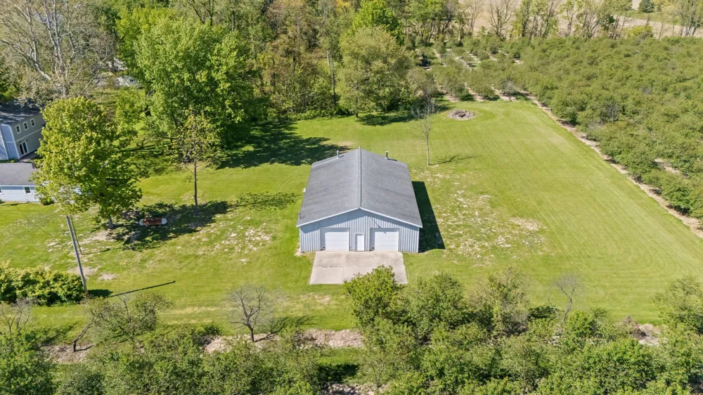 8498 Lake Road Berrien Center, MI 49102
