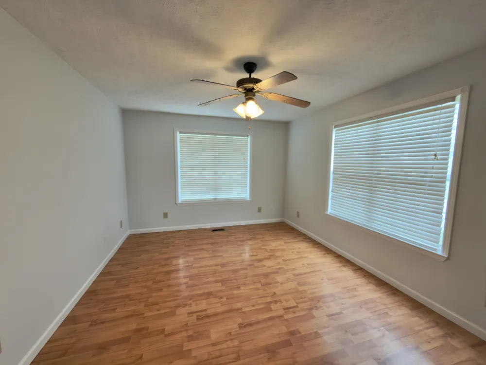 90 Heather Hts Bradyville, TN 37026